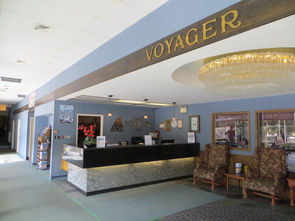 Banff Voyager Inn Esterno foto